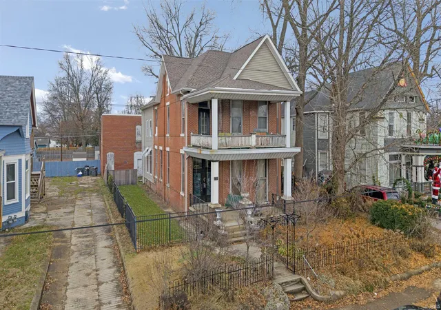 Homes for sale in Evansville, IN | 310 Washington Ave, Evansville, IN 47713 | MLS# 202600182