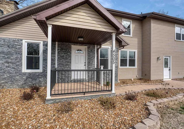 4th image of 4505 Broadway Ave, Evansville, IN 47712 | MLS# 202601021