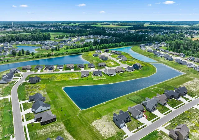 Photo 3 of Manufactured home for sale at 1009 Zenos Blvd, Fort Wayne, IN 46818 | MLS# 202601324 | Listing updated on 2026-09-09
