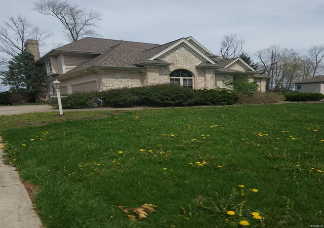Photo 1 of Sale Pending at 10918 Monte Vista Ct, Fort Wayne, IN 46814 | MLS# 202601694 | Listing updated on 2026-08-21
