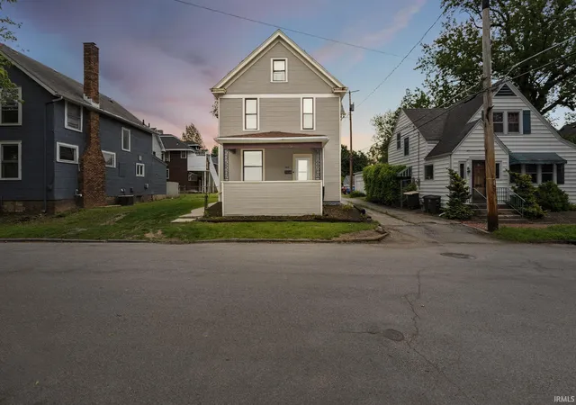 1st image of 1018 Loree St, Fort Wayne, IN 46805 | MLS# 202601919