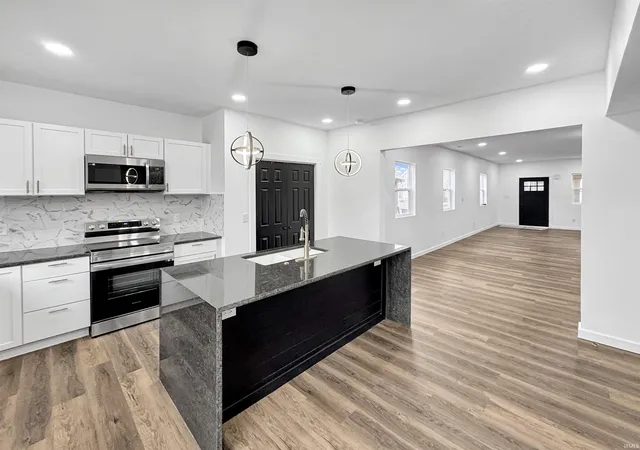 Photo 3 of Sale Pending at 1438 S Illinois St, Indianapolis, IN 46225 | MLS# 202602220 | Listing updated on 2026-09-14