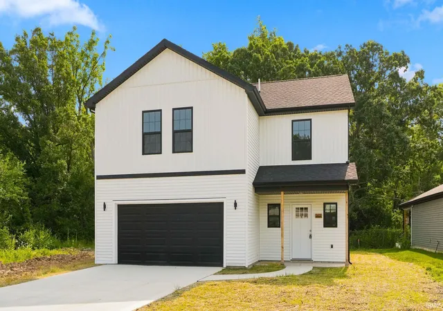 Photo 2 of Manufactured home for sale at 3605 Lindbergh Blvd, Fort Wayne, IN 46806 | MLS# 202602253 | Listing updated on 2026-07-23