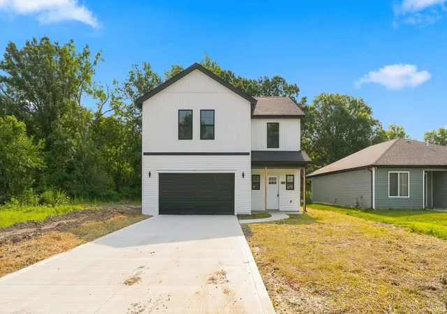 Photo 3 of Manufactured home for sale at 3605 Lindbergh Blvd, Fort Wayne, IN 46806 | MLS# 202602253 | Listing updated on 2026-07-23