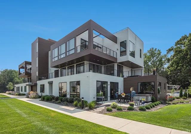 1st image of 950 E Jackson Blvd #102, Elkhart, IN 46516 | MLS# 202602364