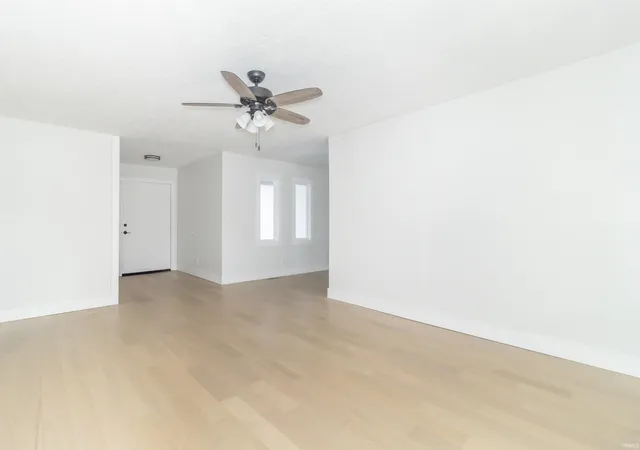 Photo 2 of Manufactured home for sale at 1127 Hickory Ln, New Castle, IN 47362 | MLS# 202602472 | Listing updated on 2026-08-19