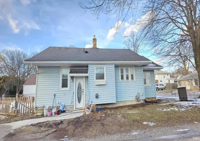 Photo 2 of Manufactured home for sale at 3812 Lillie St, Fort Wayne, IN 46806 | MLS# 202602647 | Listing updated on 2026-07-29