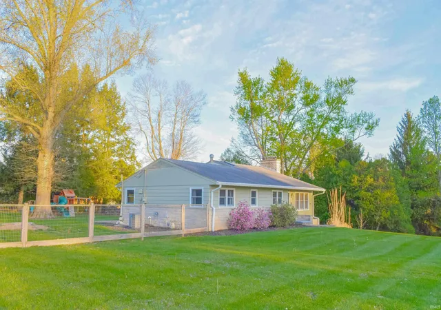 1st image of 721 S Pleasant Ridge Rd, Bloomington, IN 47401 | MLS# 202603173