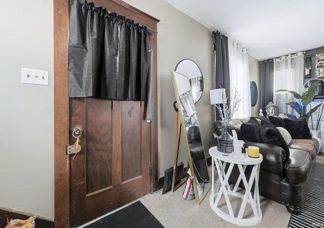 Photo 3 of Manufactured home for sale at 3114 Webster St, Fort Wayne, IN 46807 | MLS# 202603223 | Listing updated on 2026-04-03
