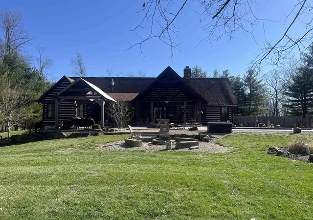 49th image of 1901 E Lukes Ct, Bloomington, IN 47401 | MLS# 202603295