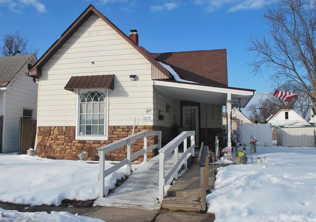 2nd image of 1354 4th Ave, Terre Haute, IN 47807 | MLS# 202603440
