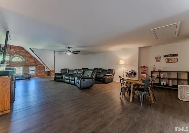 5th image of 932 N Washington St, Marion, IN 46952 | MLS# 202603482