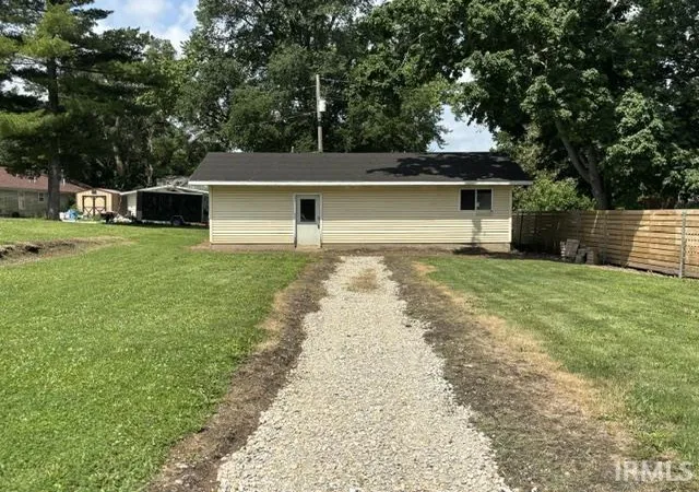Homes for sale in Oxford, IN | 502 S Howard St, Oxford, IN 47971 | MLS# 202603552