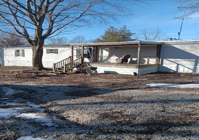 Photo 3 of Manufactured home for sale at 104 Indiana St, Holland, IN 47541 | MLS# 202603707 | Listing updated on 2026-09-23