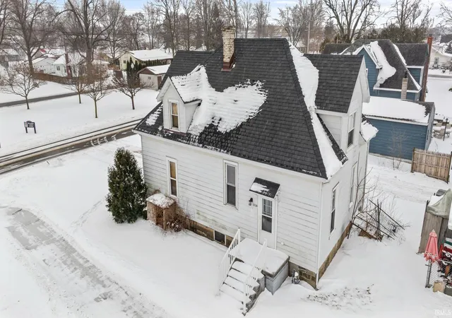Photo 3 of Manufactured home for sale at 2228 E Market St, Warsaw, IN 46580 | MLS# 202603779 | Listing updated on 2026-07-06
