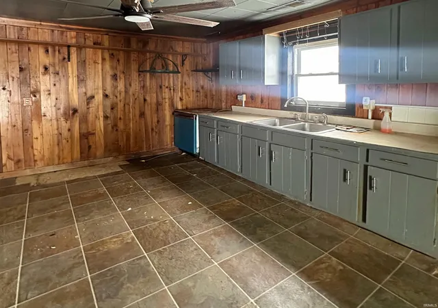 Photo 4 of Manufactured home for sale at 701 Park St, Loogootee, IN 47553 | MLS# 202603974 | Listing updated on 2026-09-02