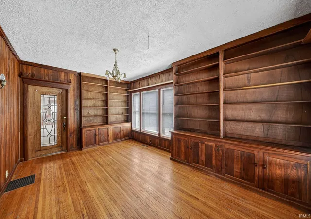 5th image of 1312 E Jackson Blvd, Elkhart, IN 46516 | MLS# 202604117