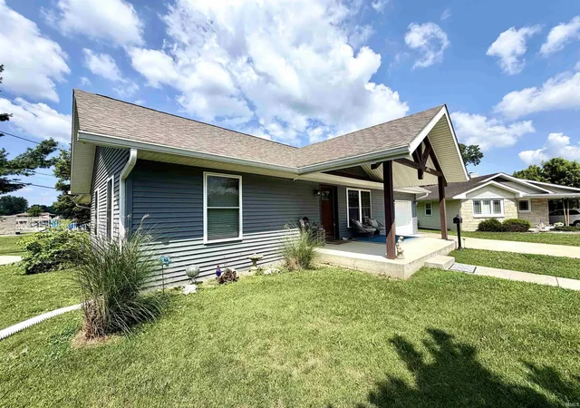 Photo 3 of Manufactured home for sale at 17 Eastview Ct, Bedford, IN 47421 | MLS# 202604124 | Listing updated on 2026-07-13