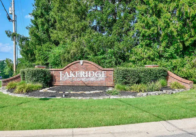 Homes for sale in Newburgh, IN | 2433 Lakeridge Dr, Newburgh, IN 47630 | MLS# 202604300