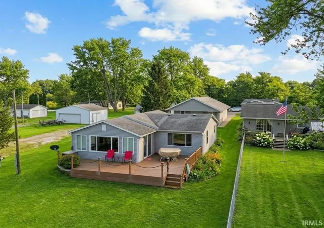 Homes for sale in Kewanna, IN | 11446 South Park Rd, Kewanna, IN 46939 | MLS# 202604358