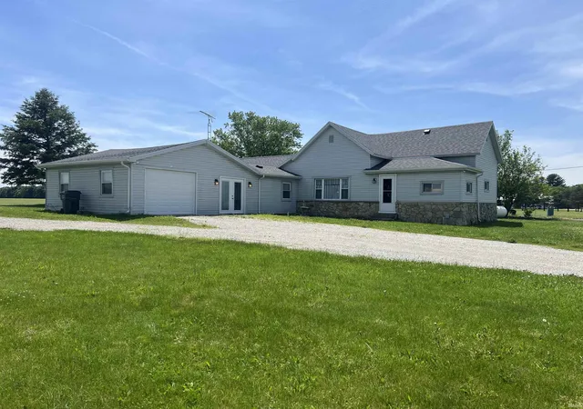 Homes for sale in Albany, IN | 9211 E Cr 500 N Rd, Albany, IN 47320 | MLS# 202604369