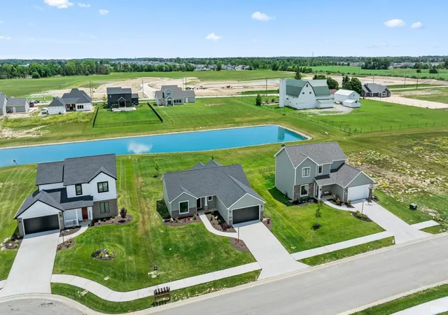 Photo 2 of Manufactured home for sale at 1350 Zenos Blvd, Fort Wayne, IN 46818 | MLS# 202604447 | Listing updated on 2026-06-26
