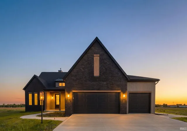 2nd image of 12504 Blue Jay Trl, Fort Wayne, IN 46814 | MLS# 202604667