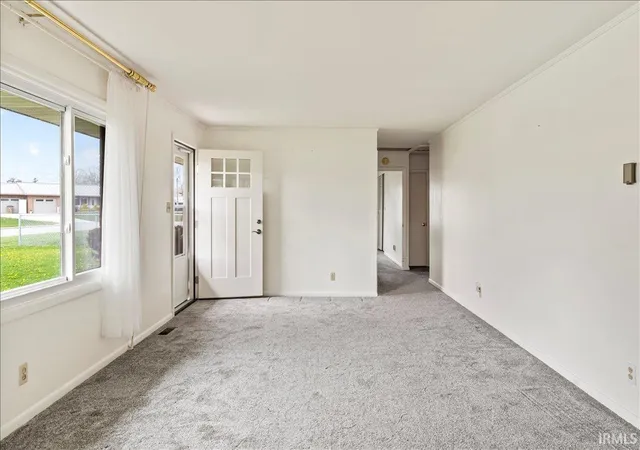 3rd image of 4 Crestwood Dr, Winchester, IN 47394 | MLS# 202604949