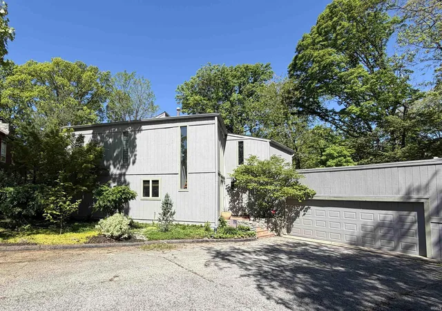 1st image of 2812 W Fawkesway Dr, Bloomington, IN 47404 | MLS# 202605835