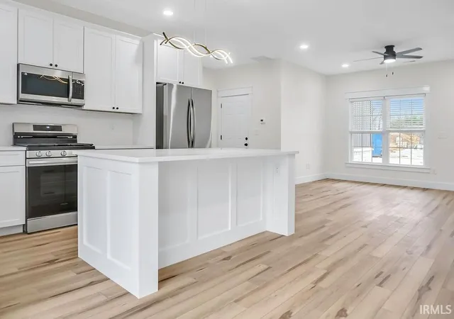 Photo 3 of Manufactured home for sale at 4607 W Johanna Dr, Bloomington, IN 47404 | MLS# 202606342 | Listing updated on 2026-09-30