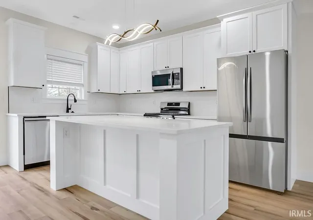 Photo 4 of Manufactured home for sale at 4607 W Johanna Dr, Bloomington, IN 47404 | MLS# 202606342 | Listing updated on 2026-09-30