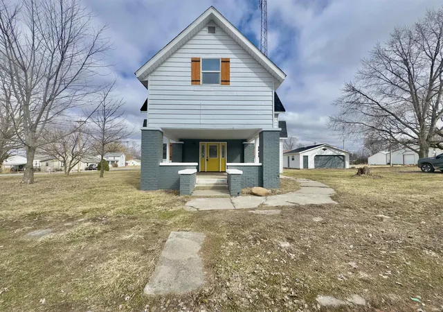 Homes for sale in Macy, IN | 140 E Commerce St, Macy, IN 46951 | MLS# 202606551