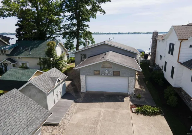 1st image of 11068 N Ideal Beach Dr, Syracuse, IN 46567 | MLS# 202606994