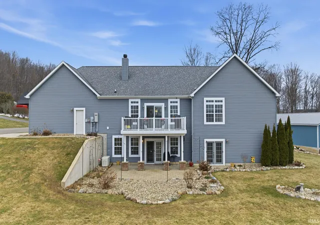 Photo 2 of Sale Pending at 7395 E Hudson Pointe Ln, New Carlisle, IN 46552 | MLS# 202607126 | Listing updated on 2026-07-20