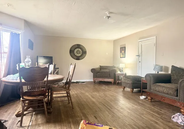 Photo 3 of Manufactured home for sale at 935 S Branson St, Marion, IN 46953 | MLS# 202607138 | Listing updated on 2026-09-03