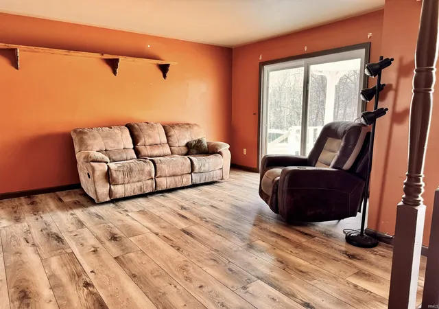 5th image of 563 W Prancer Dr, Santa Claus, IN 47579 | MLS# 202607142