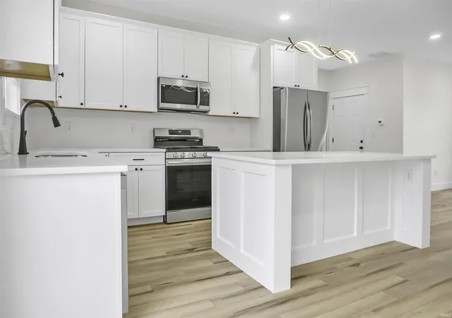 Photo 3 of Manufactured home for sale at 4583 W Johanna Dr, Bloomington, IN 47404 | MLS# 202607373 | Listing updated on 2026-03-07