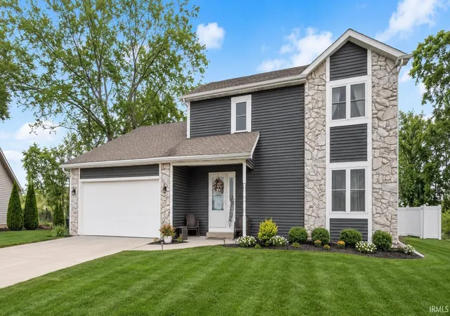 Photo 1 of Sale Pending at 6229 Bellingham Ln, Fort Wayne, IN 46835 | MLS# 202607460 | Listing updated on 2026-08-03