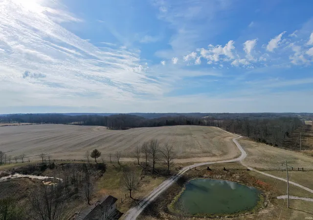 Photo 4 of Manufactured home for sale at 2810 E Old US 50, Bedford, IN 47421 | MLS# 202607534 | Listing updated on 2026-06-10
