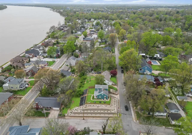 Photo 3 of Manufactured home for sale at 110 Monroe St, Newburgh, IN 47630 | MLS# 202607537 | Listing updated on 2026-03-17