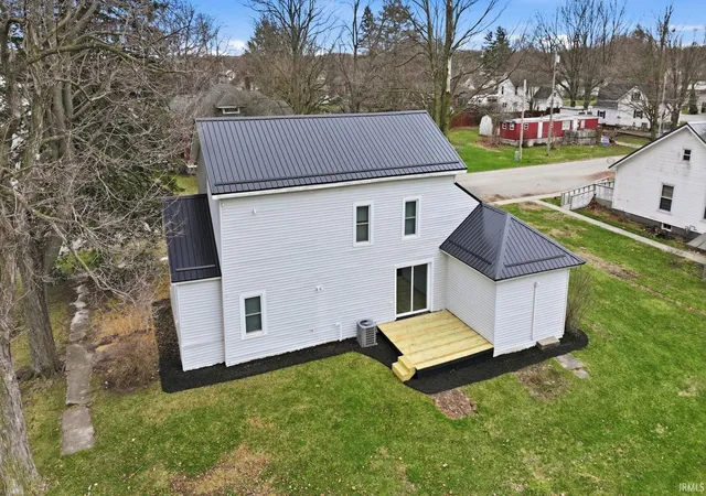 Homes for sale in Rome City, IN | 102 Martin St, Rome City, IN 46784 | MLS# 202607751