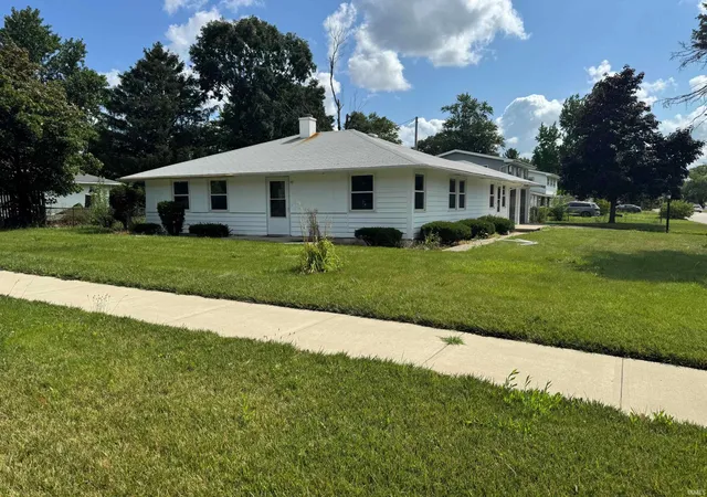 Photo 2 of Sale Pending at 4317 Hessen Cassel Rd, Fort Wayne, IN 46806 | MLS# 202607819 | Listing updated on 2026-09-02