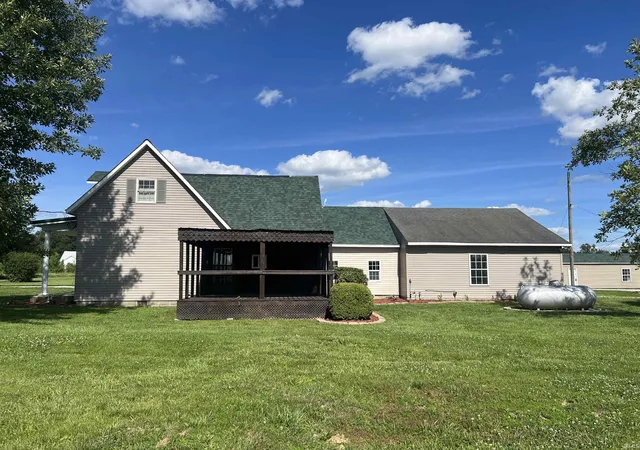 4th image of 10623 W 300 S, Lyons, IN 47443 | MLS# 202608472