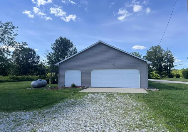 5th image of 10623 W 300 S, Lyons, IN 47443 | MLS# 202608472