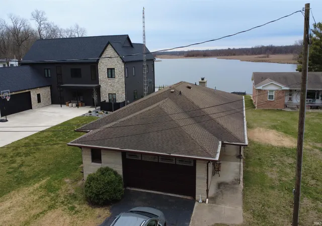 Photo 2 of Manufactured home for sale at 2922 S Country Clb Dr, Rochester, IN 46975 | MLS# 202608772 | Listing updated on 2026-09-10