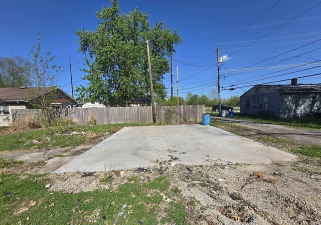 Homes for sale in Mount Vernon, IN | 1228 E 3Rd St, Mount Vernon, IN 47620 | MLS# 202608788