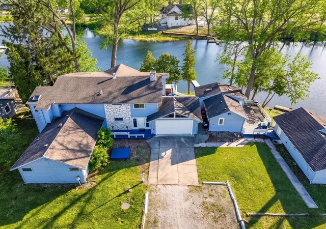 Photo 2 of Manufactured home for sale at 4685 W Nevada Mills Rd, Angola, IN 46703 | MLS# 202608829 | Listing updated on 2026-09-18