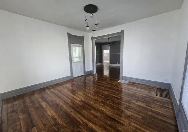 4th image of 935 E Monroe St, Kokomo, IN 46901 | MLS# 202609056