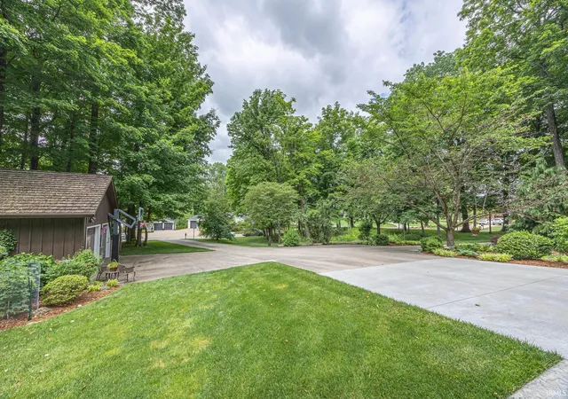 34th image of 1365 W 15th St, Jasper, IN 47546 | MLS# 202609091