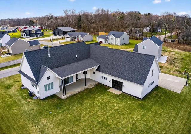 3rd image of 30453 Carter Kash Dr, Elkhart, IN 46517 | MLS# 202609139